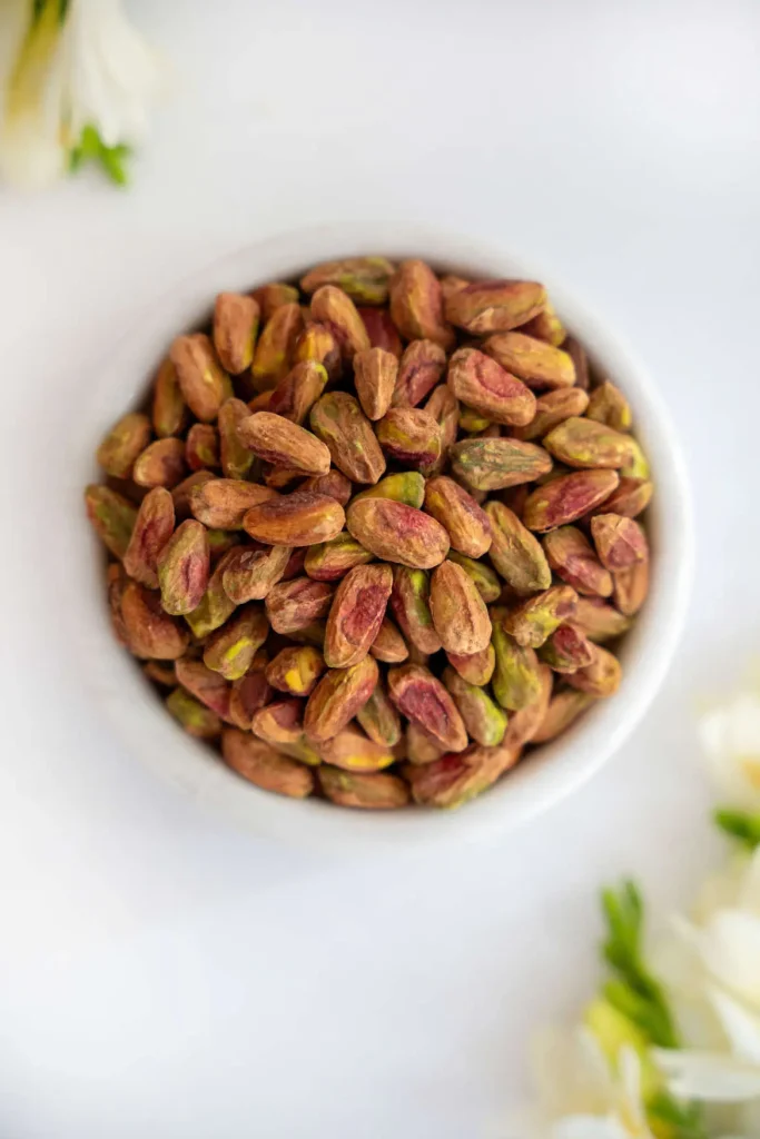 مغز پسته اکبری