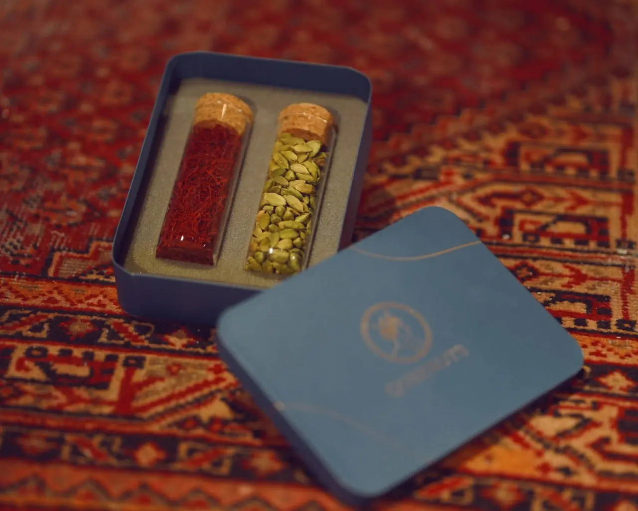 خرید پک ترکیبی هل زعفران نور دخت